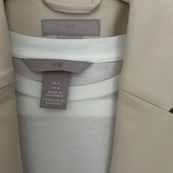 Nearly new cream jacket and t-shirt - Picture 2 of 6